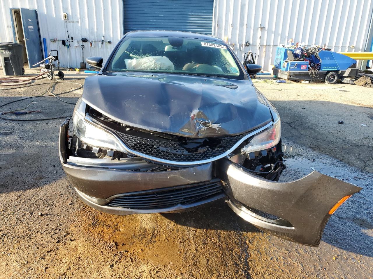 2015 Chrysler 200 - Image 5
