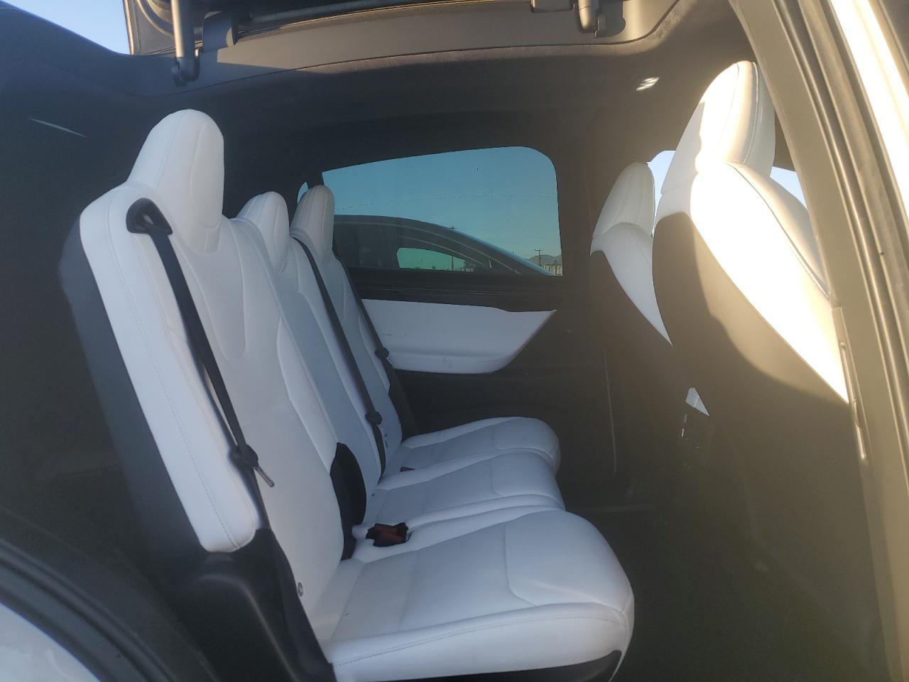 2020 Tesla Model X VIN: 5YJXCDE25LF248421 Lot: 89010875