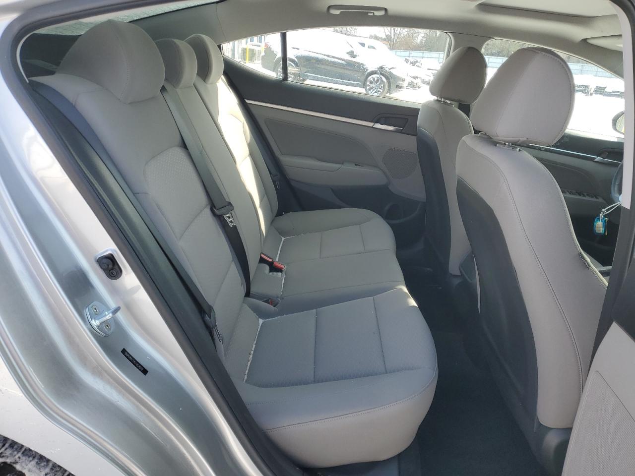 2020 Hyundai Elantra - Image 10