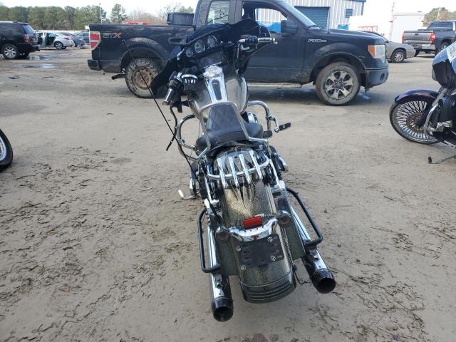  HARLEY-DAVIDSON FL 2016 Золотий