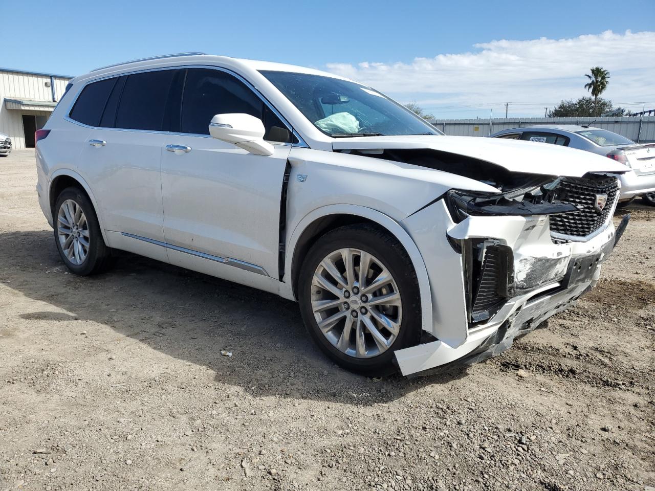2020 Cadillac XT6 - Image 4