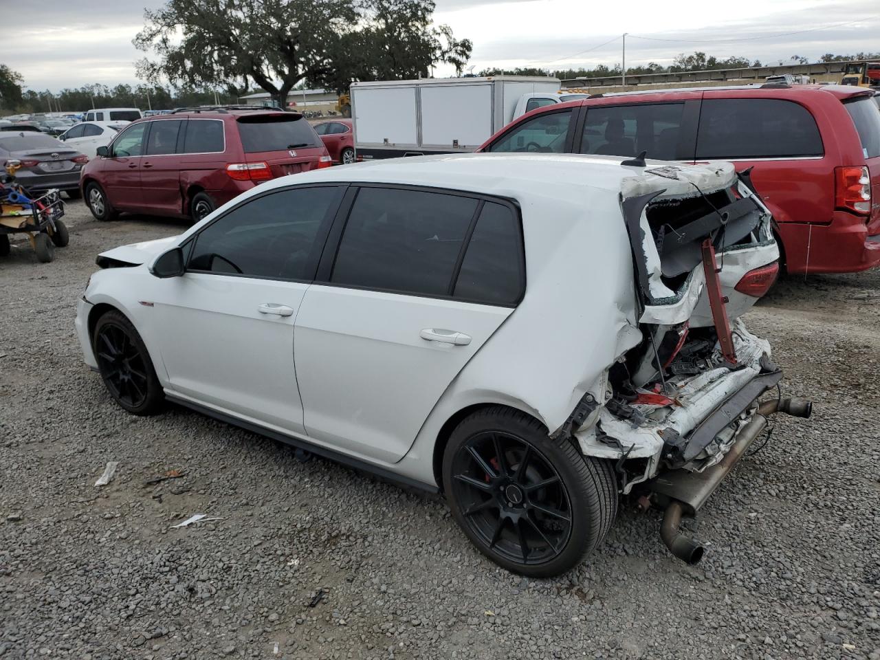 2015 Volkswagen GTI - Image 2