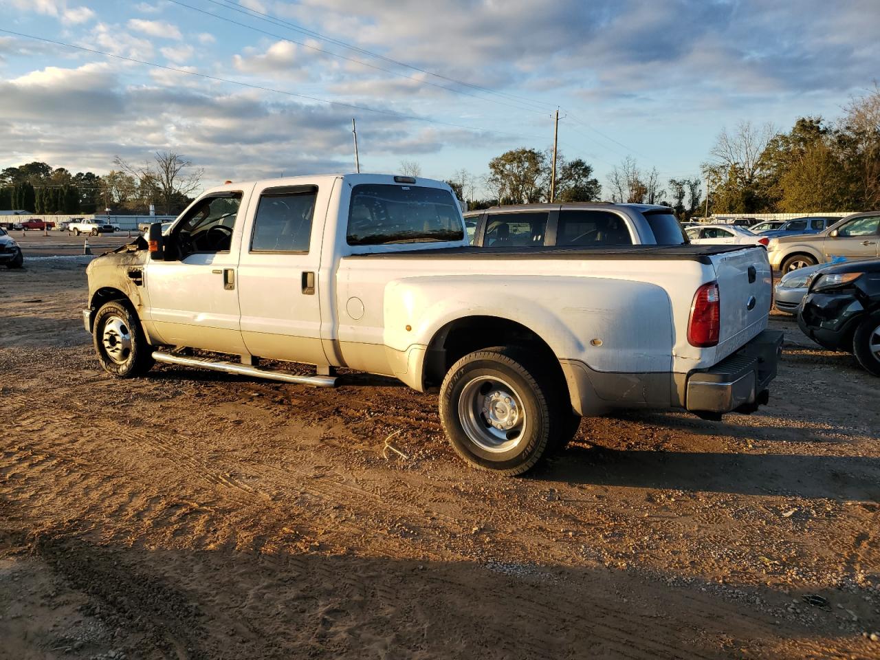 2008 Ford F350 - Image 2