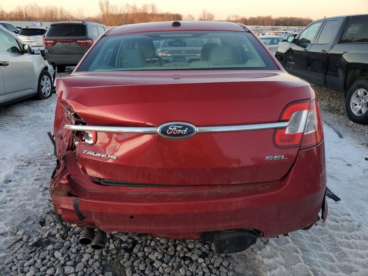 2012 Ford Taurus - Image 6