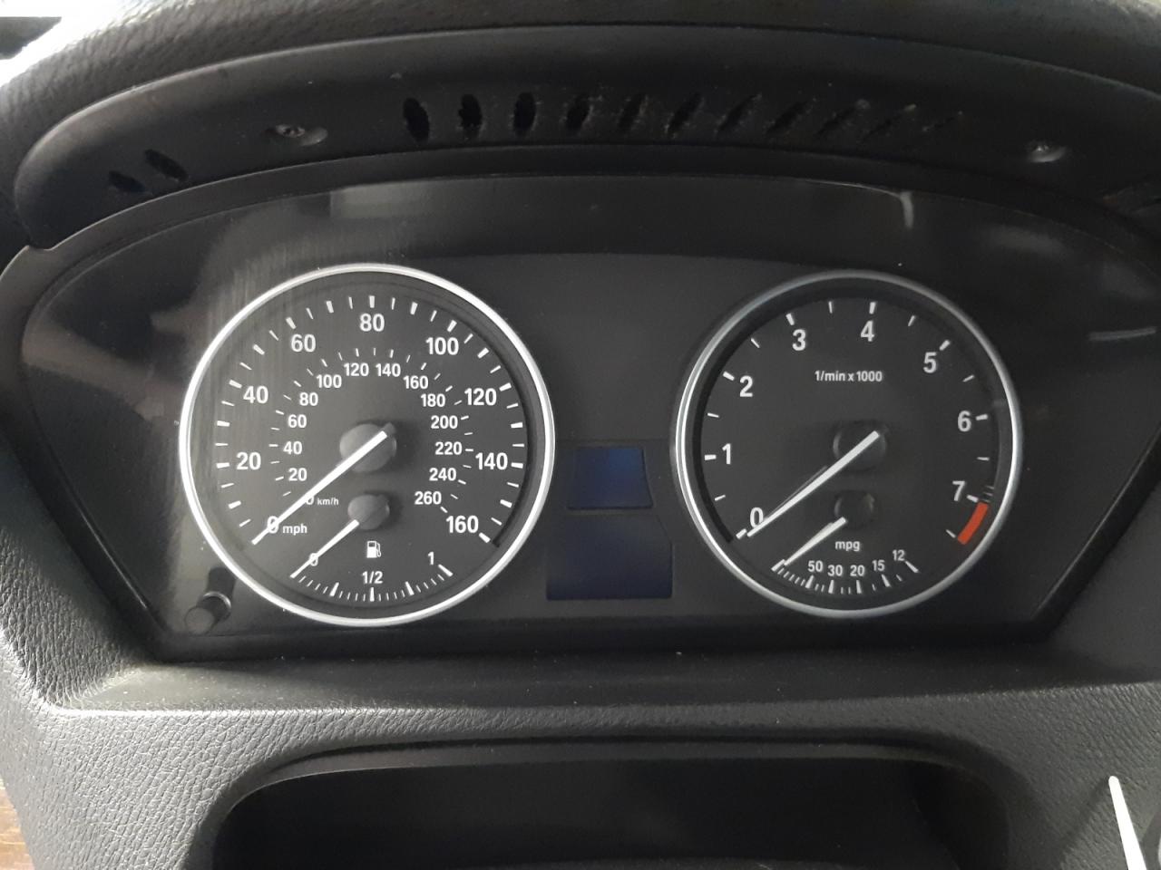 2010 BMW X5 - Image 9