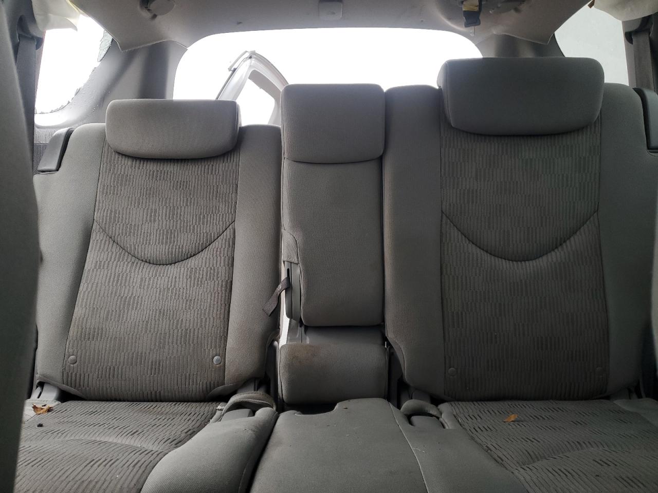 2011 Toyota RAV 4 - Image 10