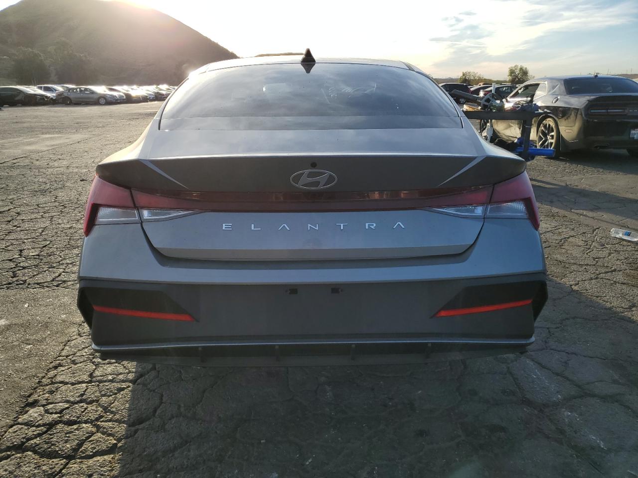 2024 Hyundai Elantra - Image 6