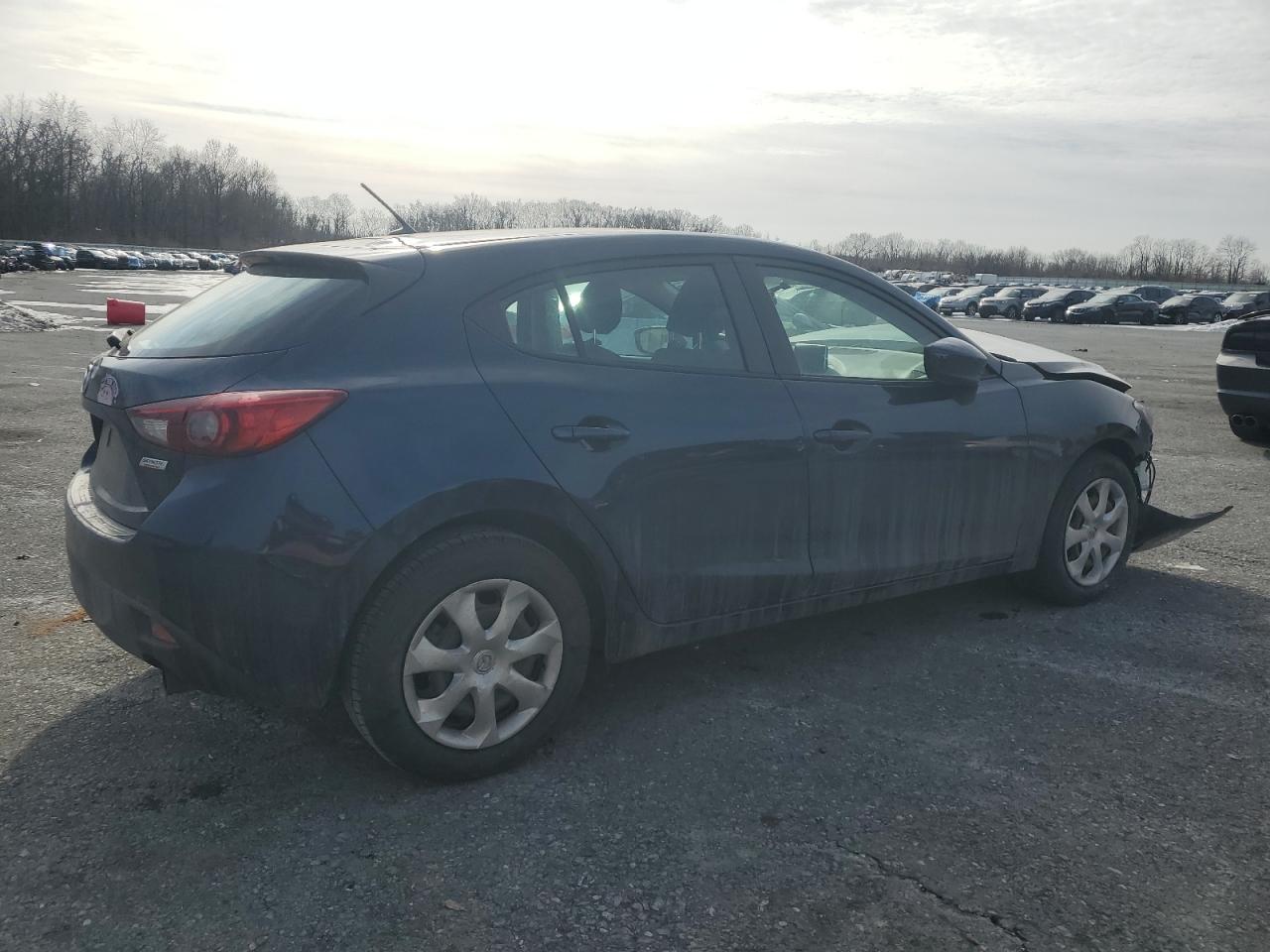 2015 Mazda 3 - Image 3