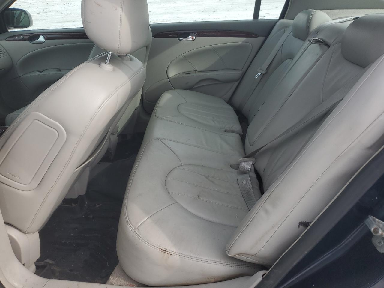 2007 Buick Lucerne - Image 11