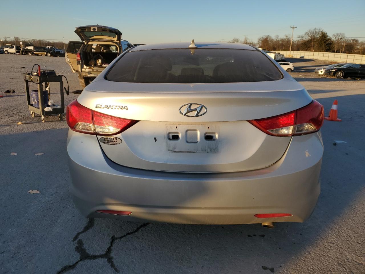 2013 Hyundai Elantra - Image 6