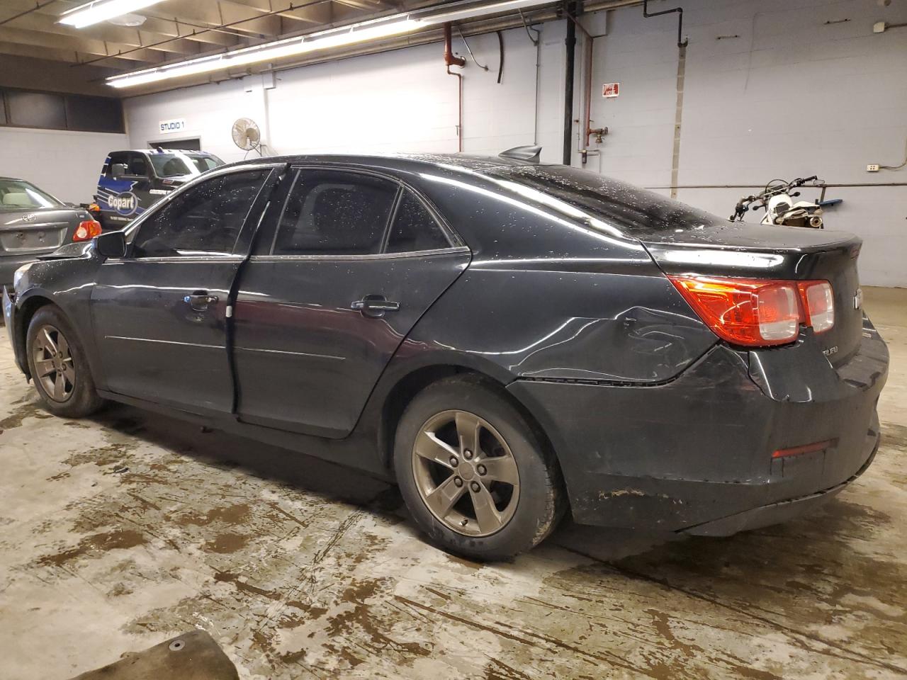 2015 Chevrolet Malibu - Image 2