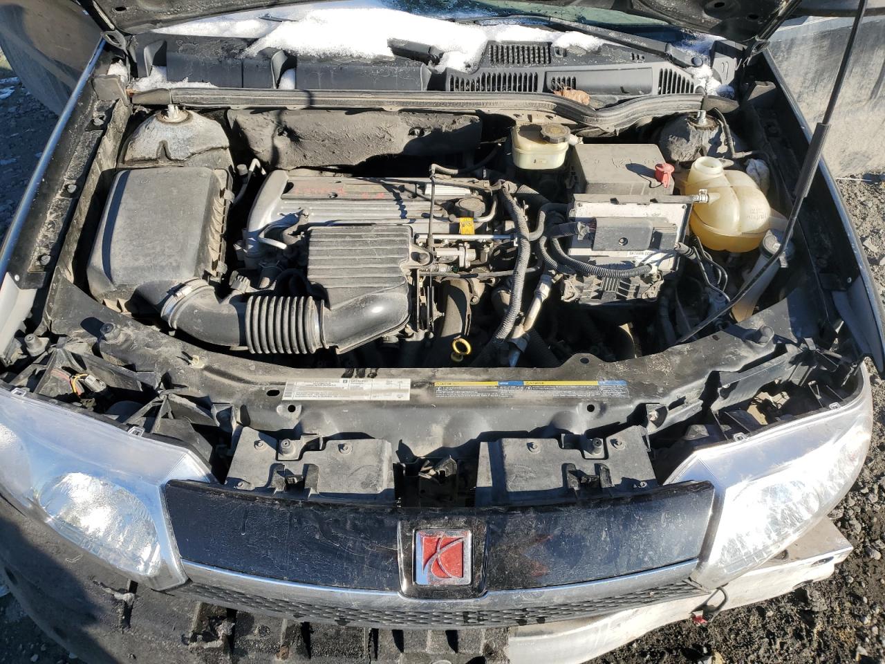 2004 Saturn ION - Image 11