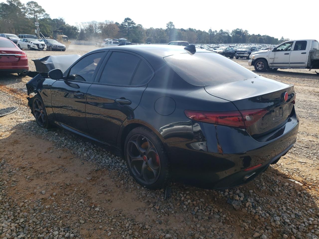 2019 Alfa Romeo Giulia - Image 2