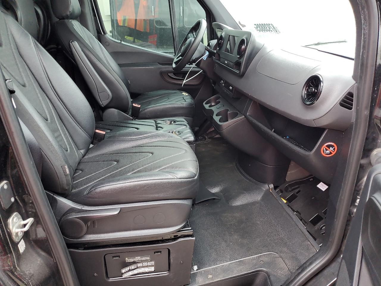 2019 Mercedes-Benz Sprinter - Image 5