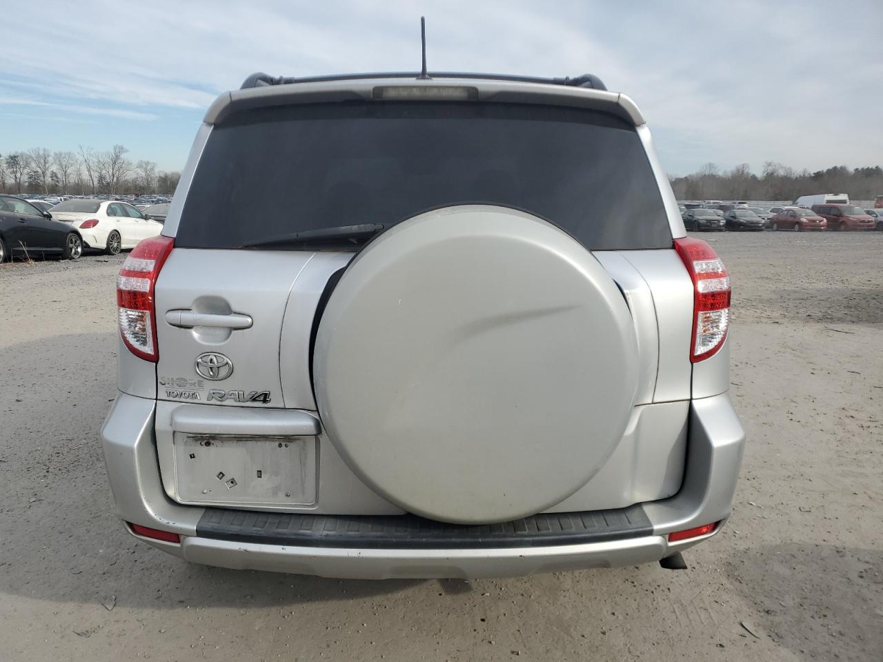 2009 Toyota RAV 4 - Image 6