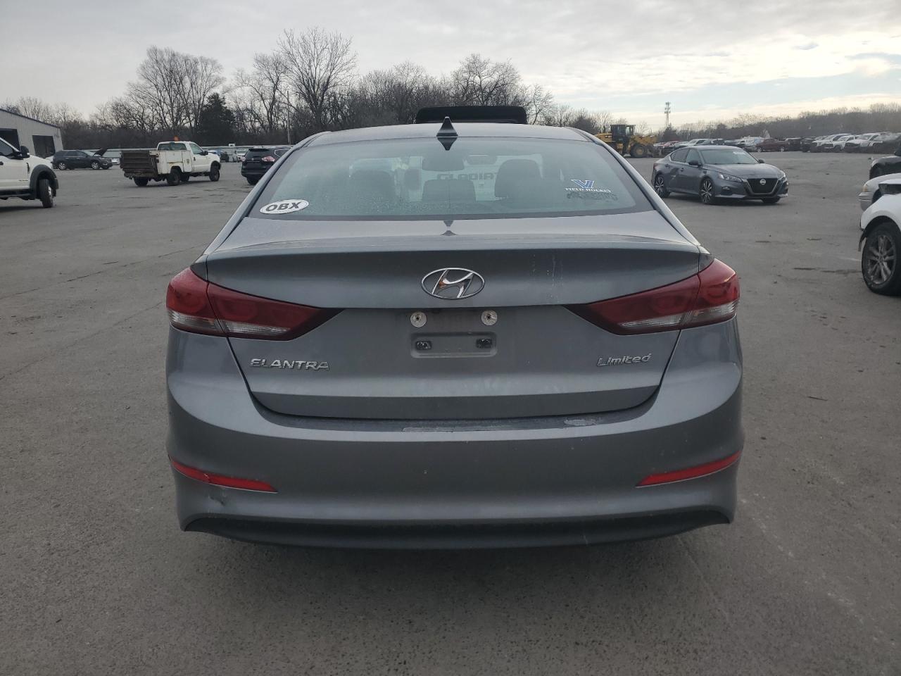 2017 Hyundai Elantra - Image 6