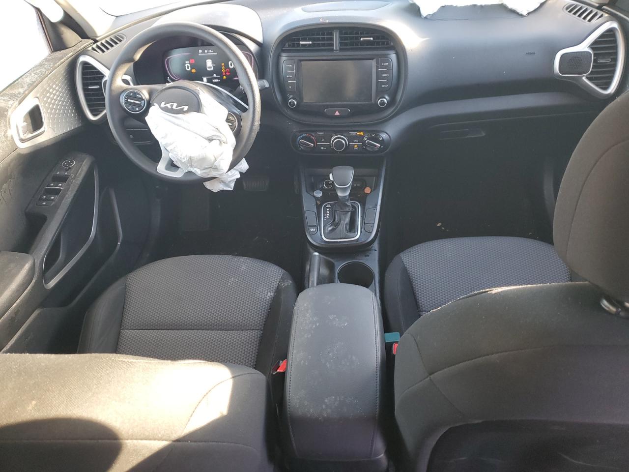 2023 Kia Soul - Image 8
