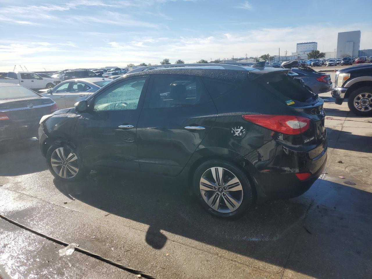 2014 Hyundai Tucson - Image 2