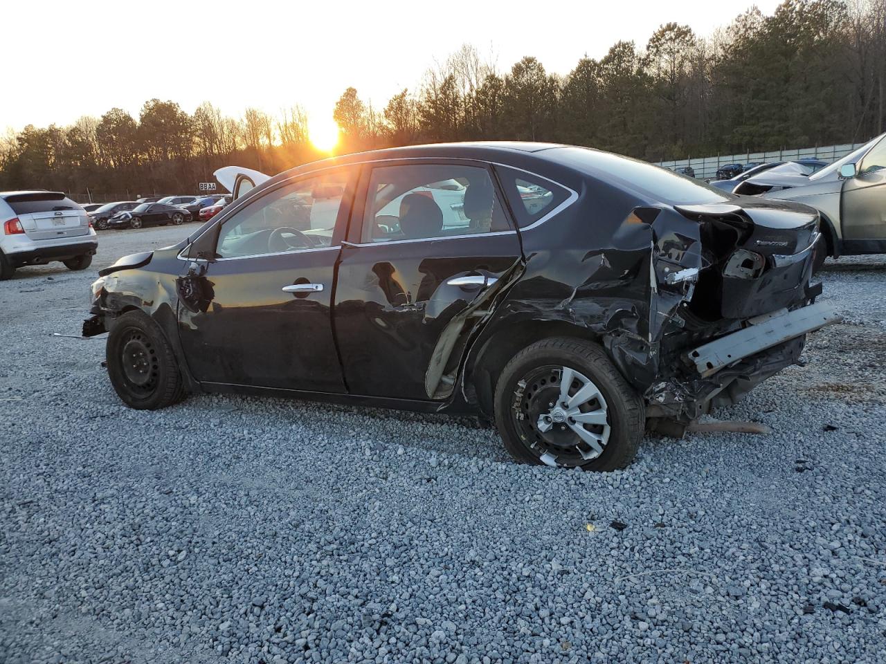 2016 Nissan Sentra - Image 2