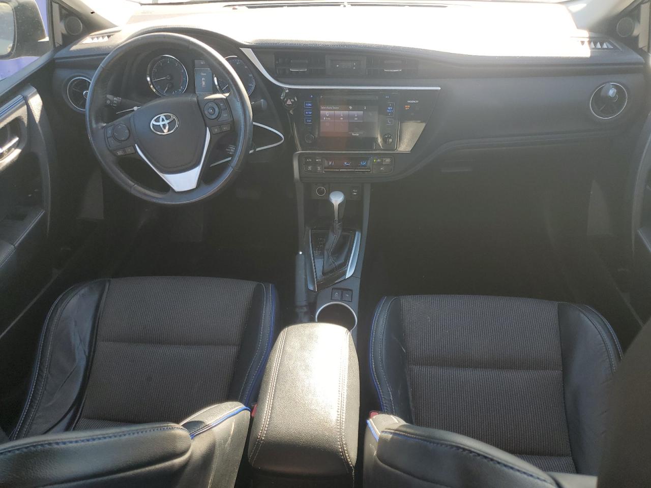 2017 Toyota Corolla - Image 8