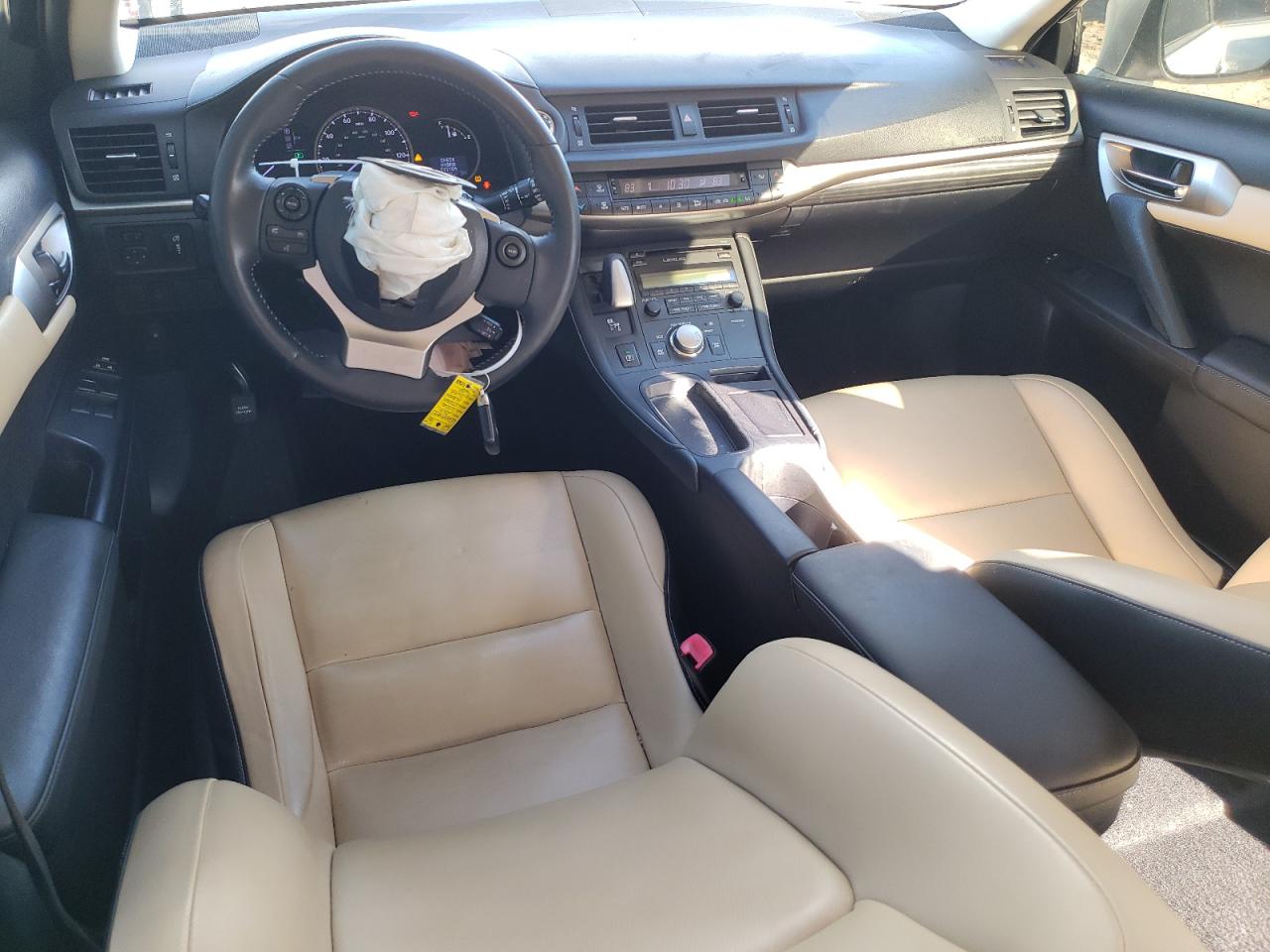 2014 Lexus CT - Image 8