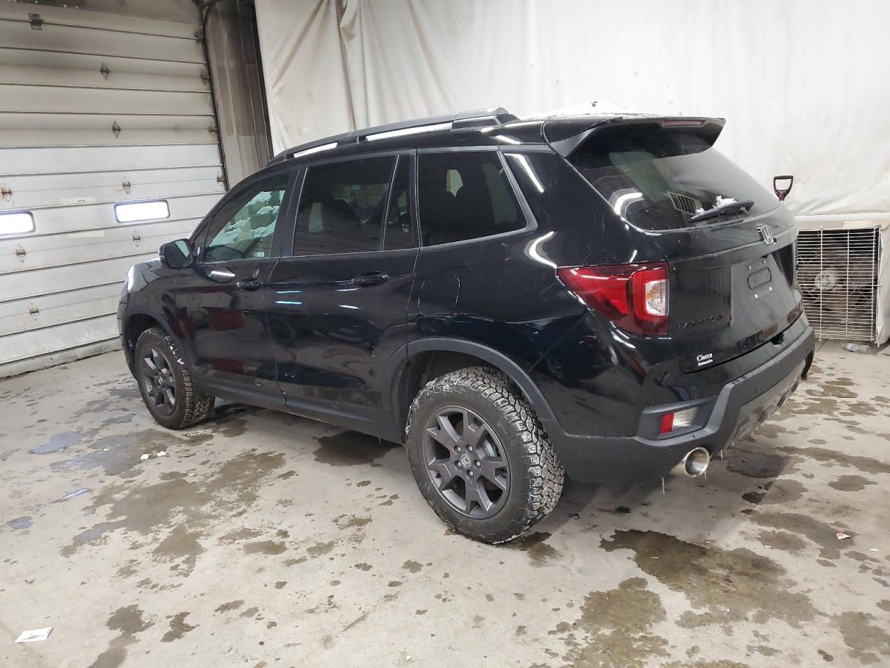 2024 Honda Passport - Image 2