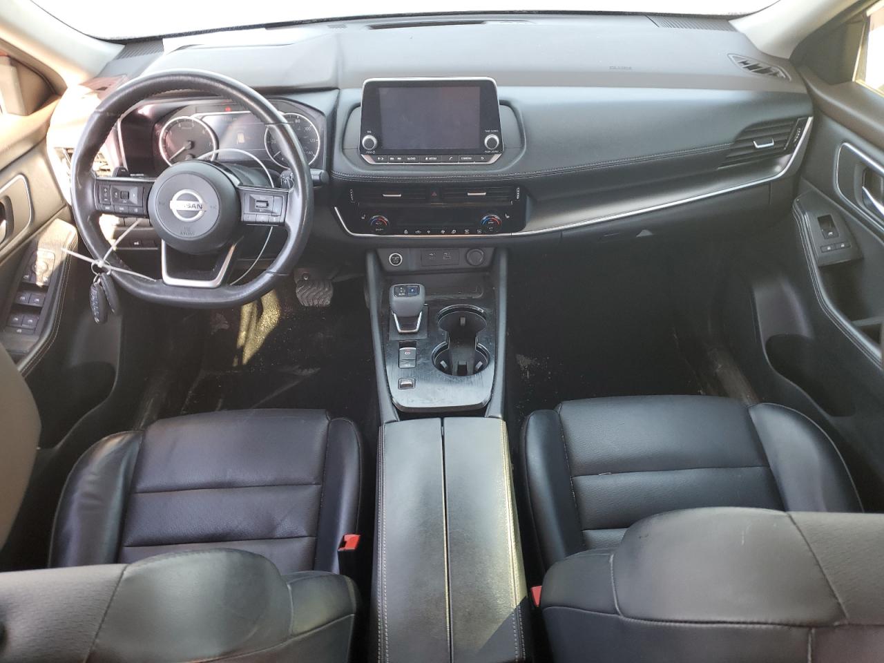2021 Nissan Rogue - Image 8