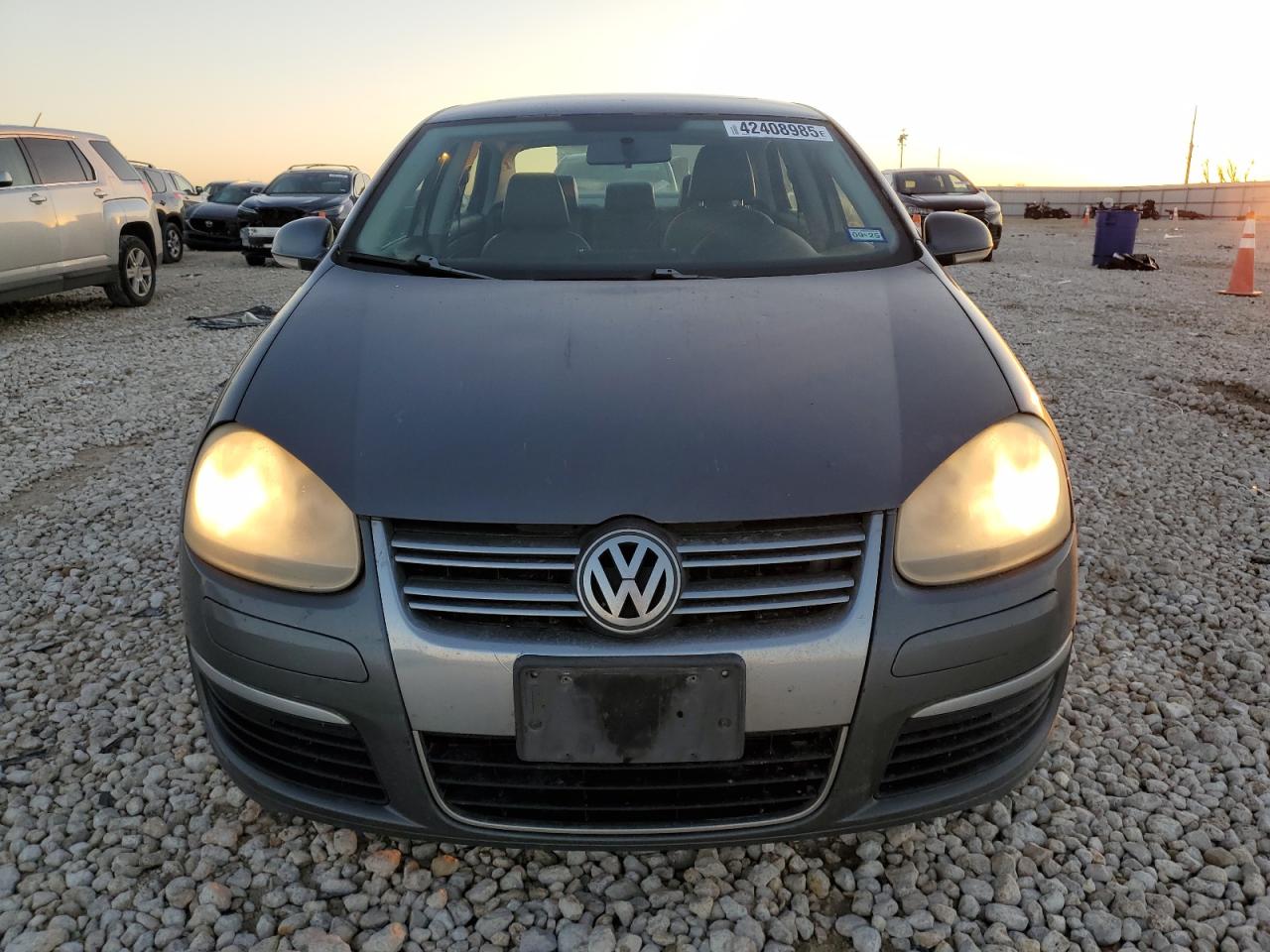 2009 Volkswagen Jetta - Image 5