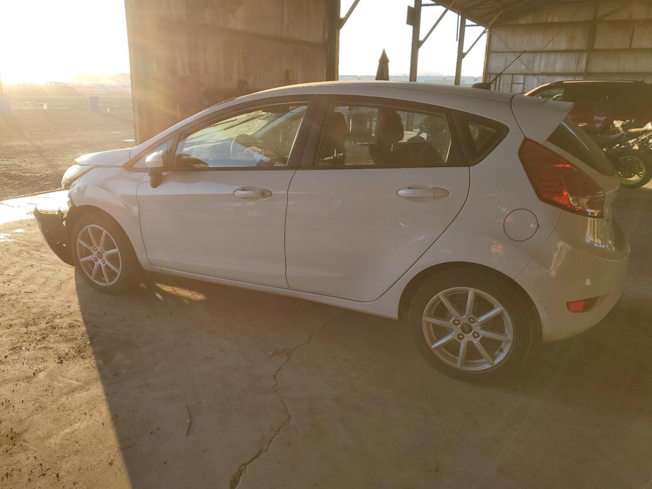 2019 Ford Fiesta - Image 2