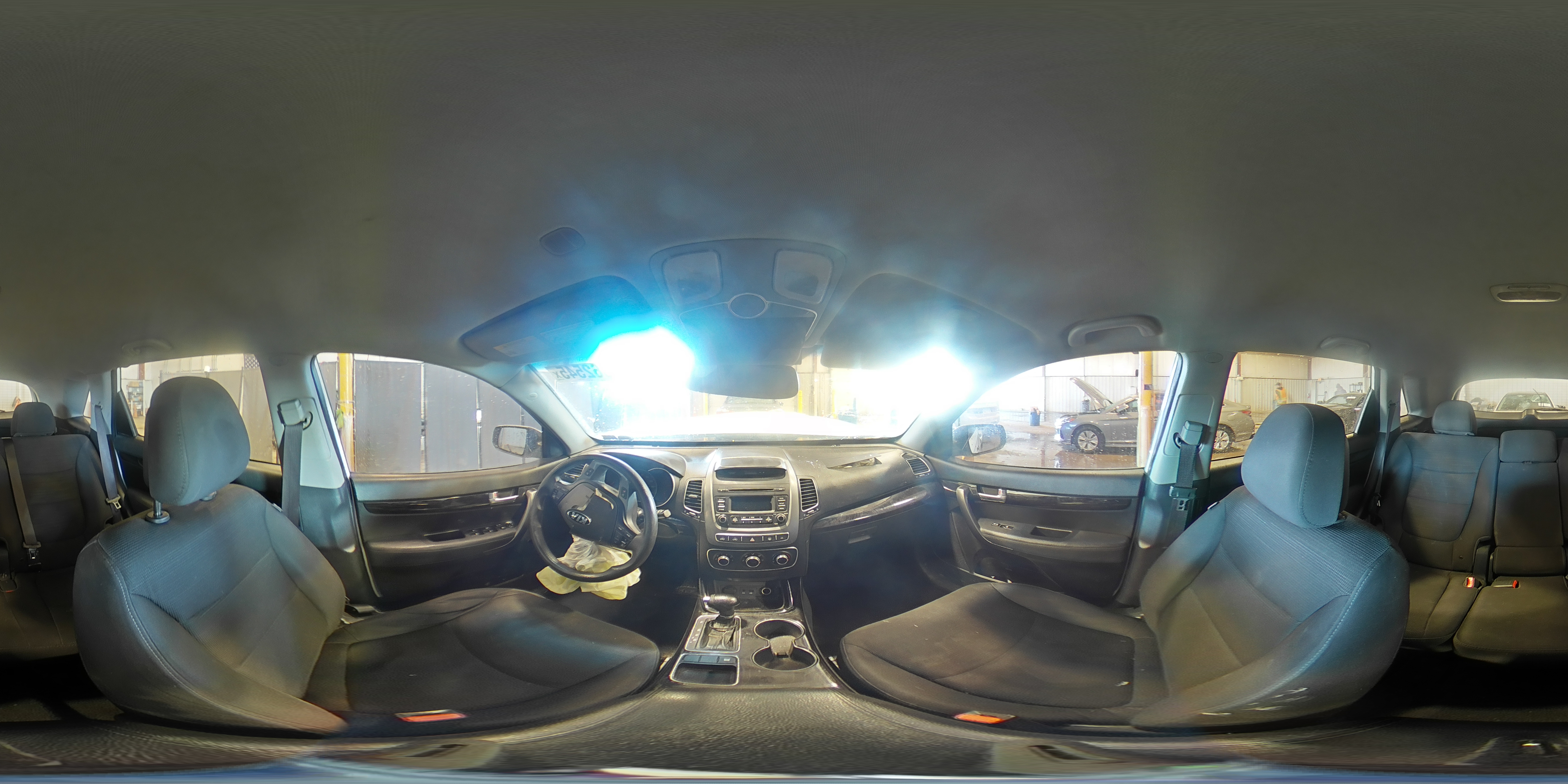 2014 Kia Sorento - Image 16