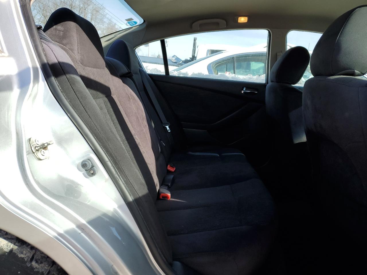 2012 Nissan Altima - Image 10