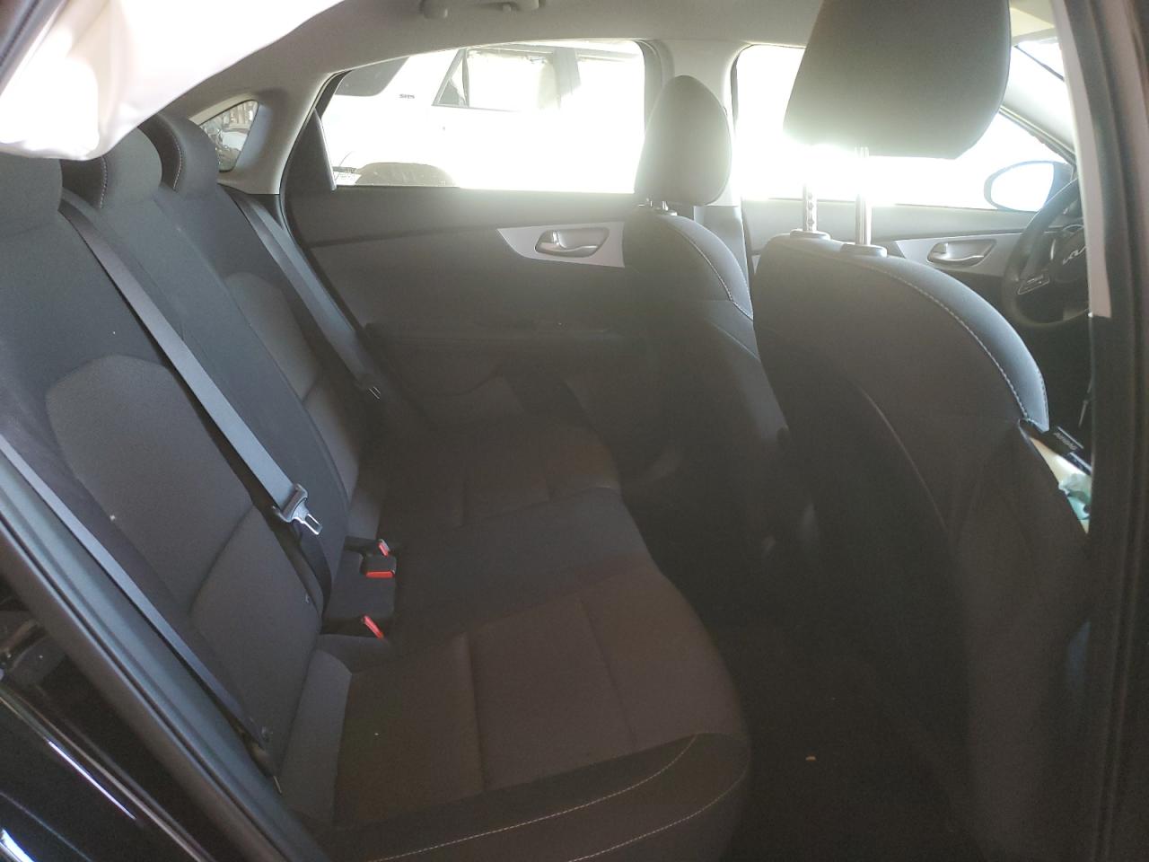 2024 Kia Forte - Image 10