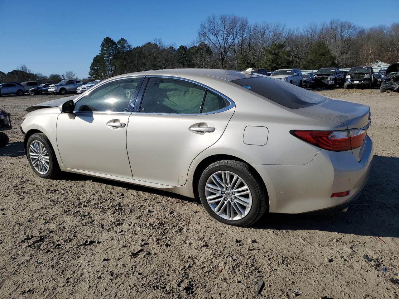 2014 Lexus ES - Image 2