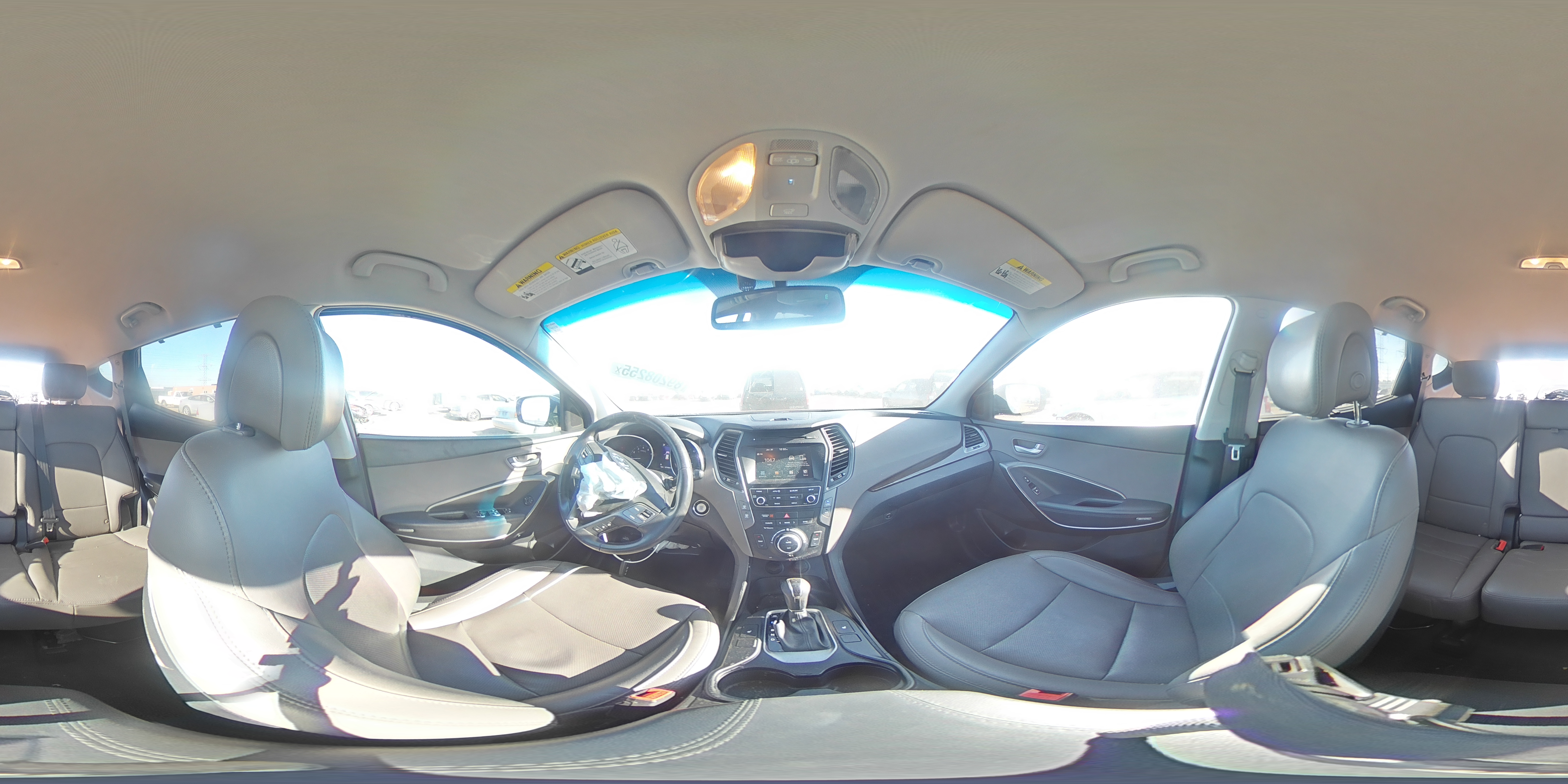 2017 Hyundai Santa Fe - Image 12