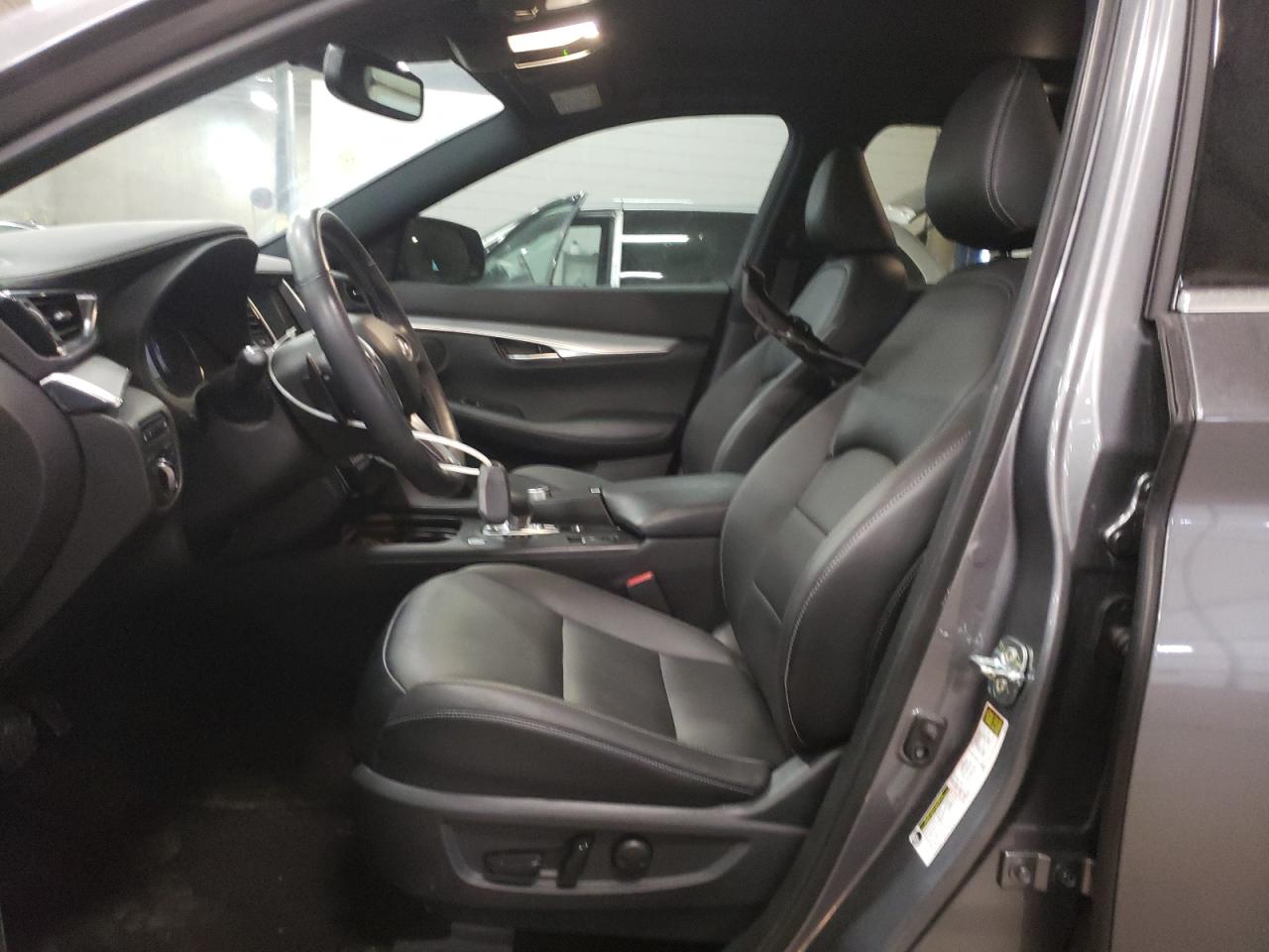 2021 Infiniti QX50 - Image 7