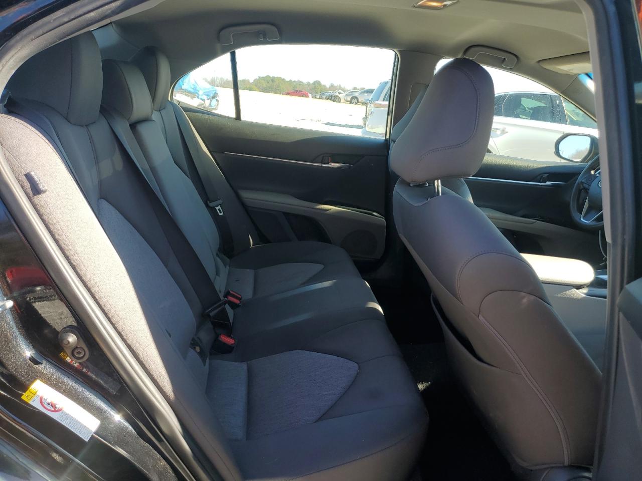 2018 Toyota Camry - Image 10