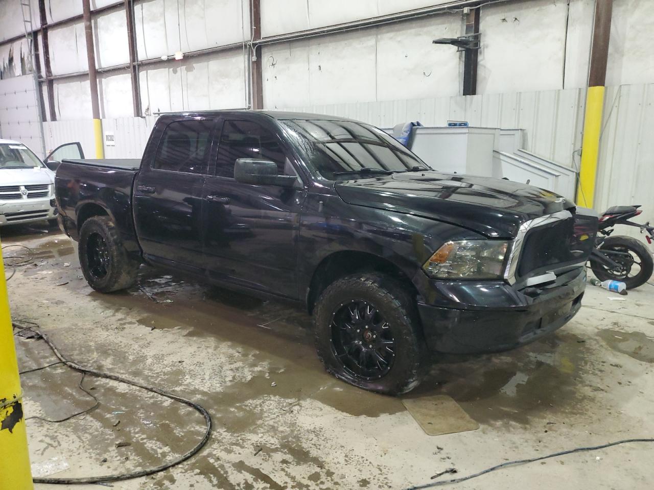 2019 RAM 1500 - Image 4