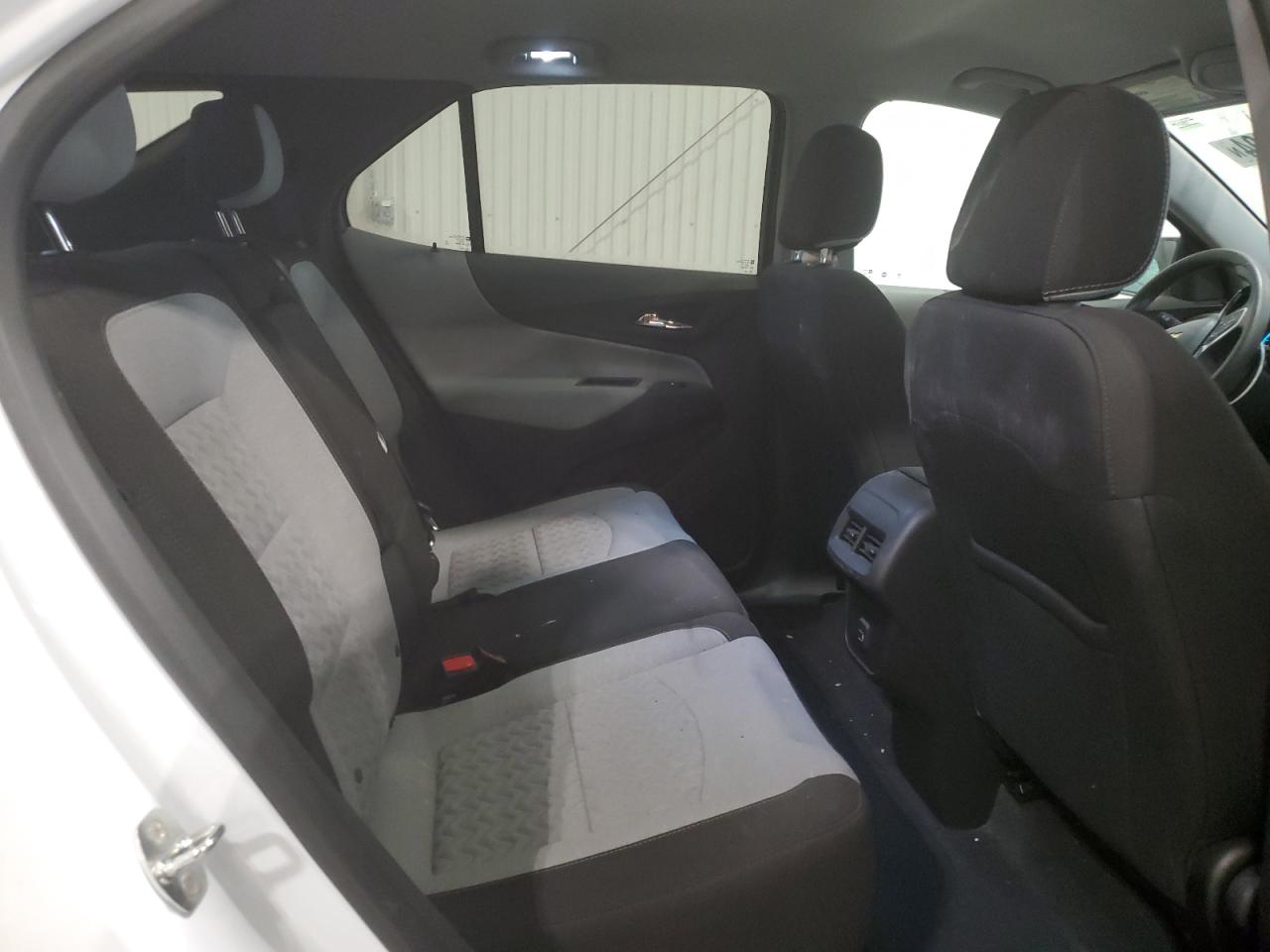 2022 Chevrolet Equinox - Image 11