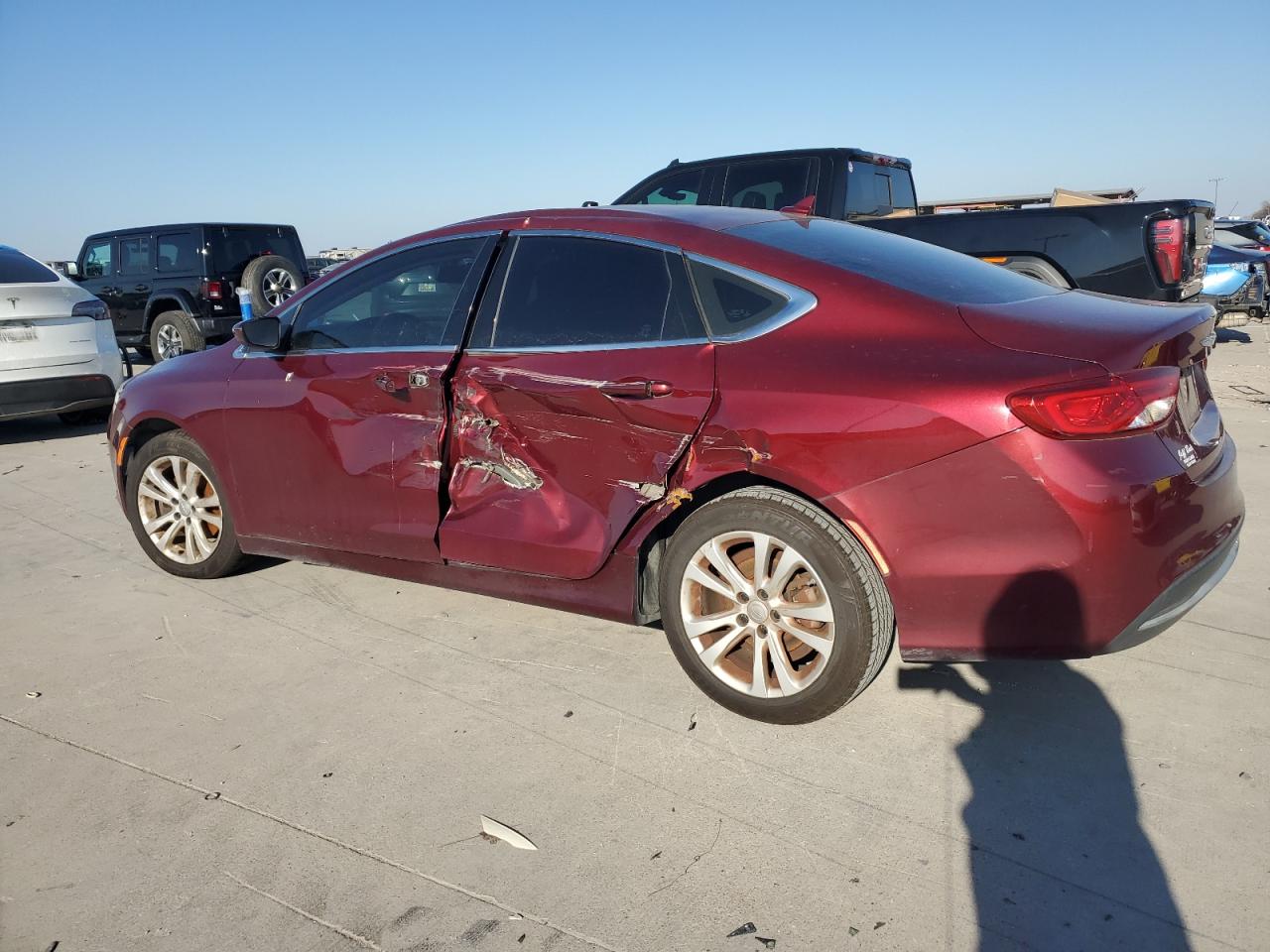 2016 Chrysler 200 - Image 2