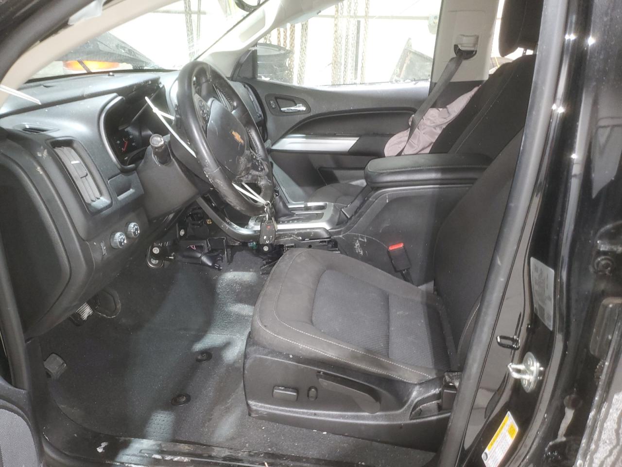 2022 Chevrolet Colorado - Image 7