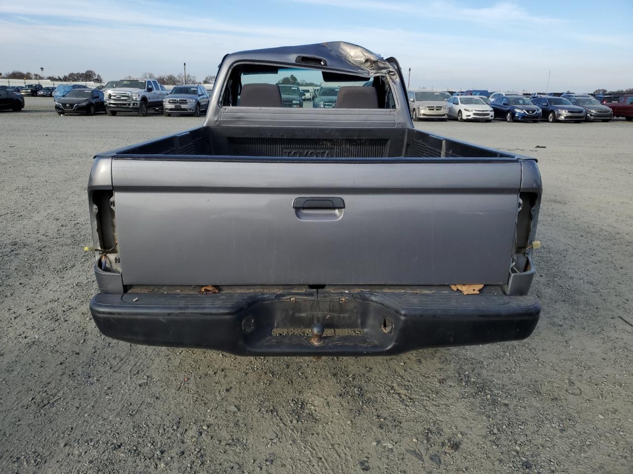 1995 Toyota Tacoma - Image 6