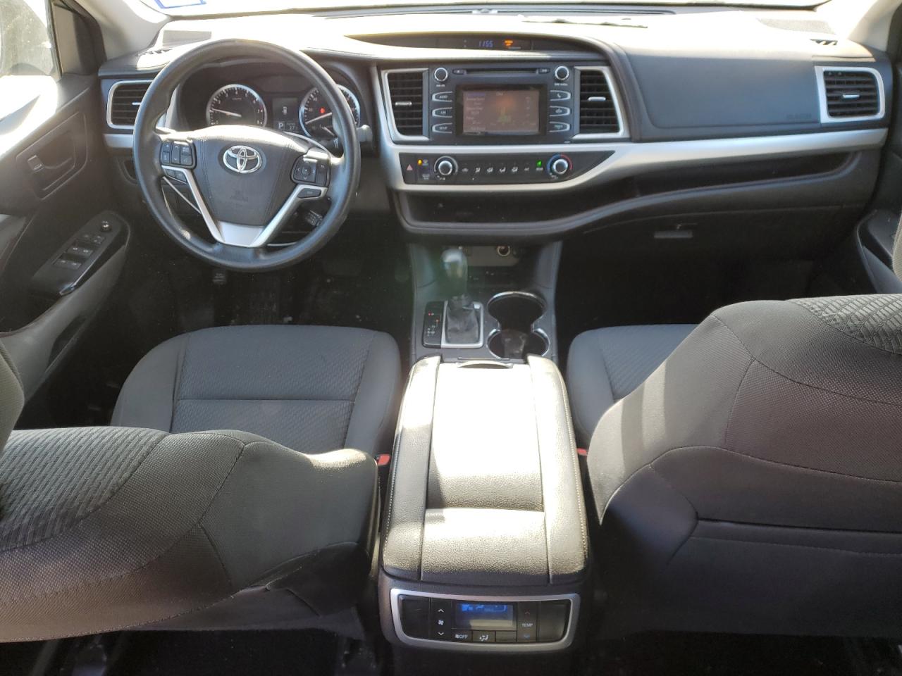 2016 Toyota Highlander - Image 8