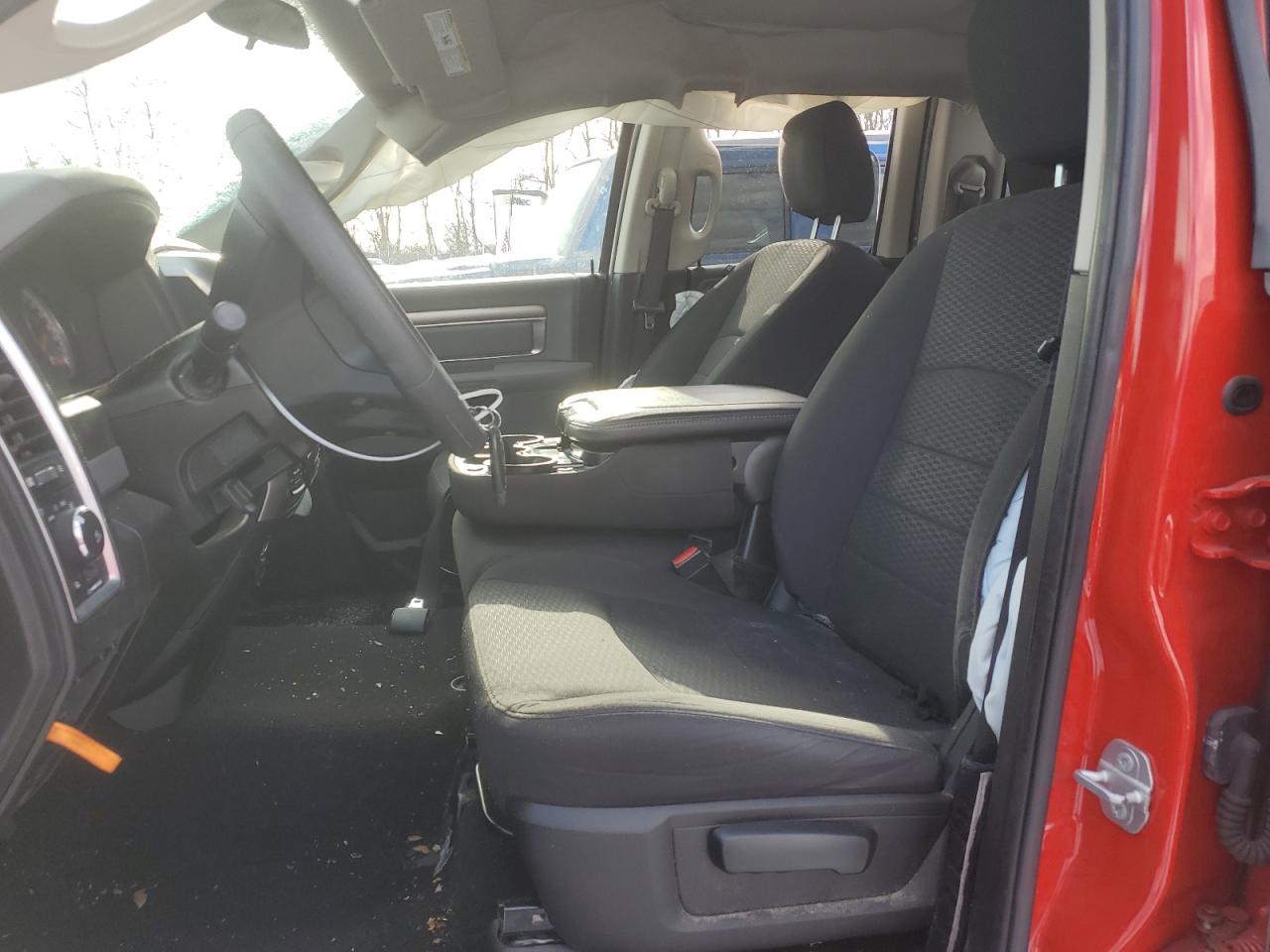 2019 RAM 1500 - Image 7