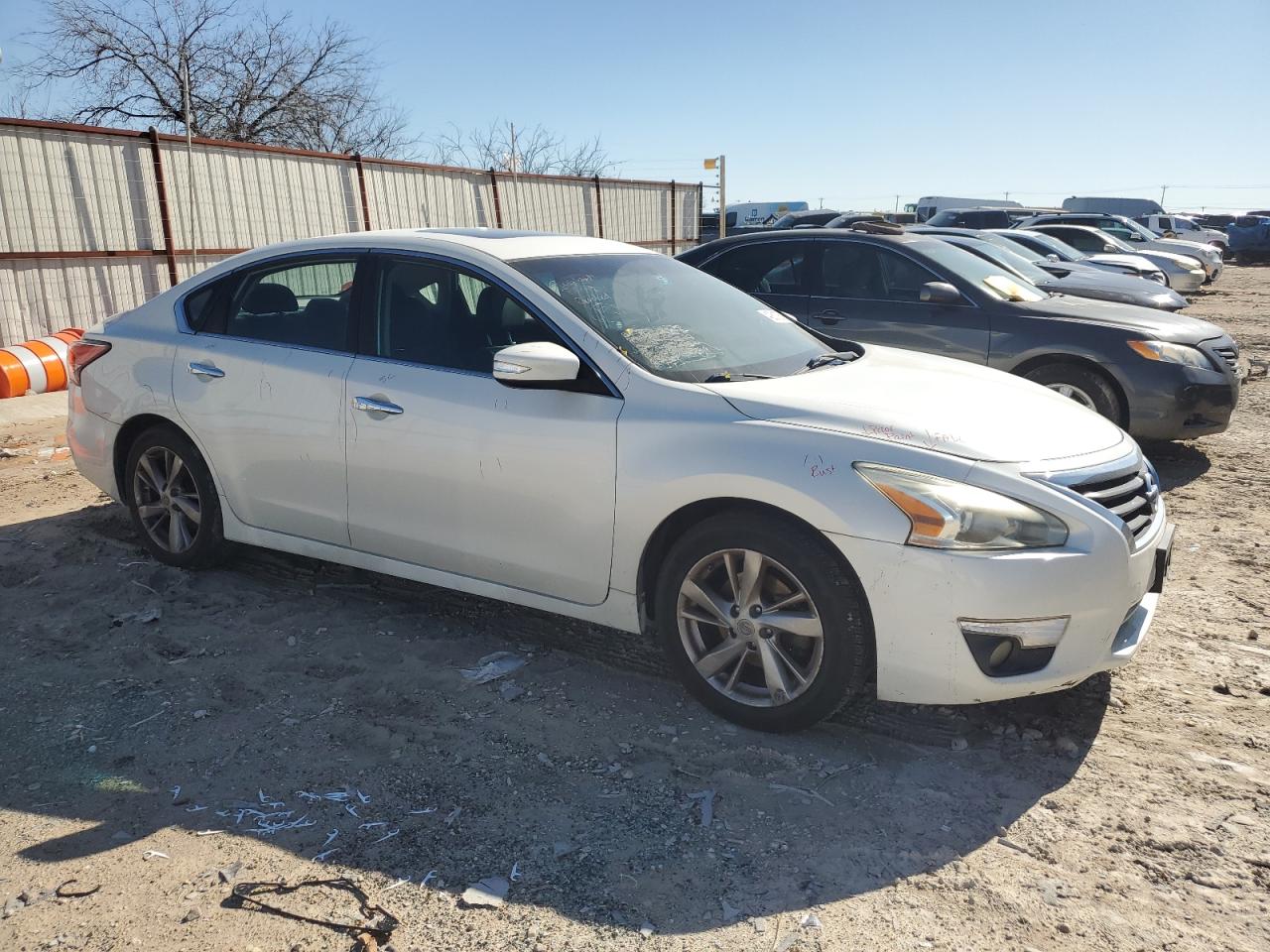 2014 Nissan Altima - Image 4