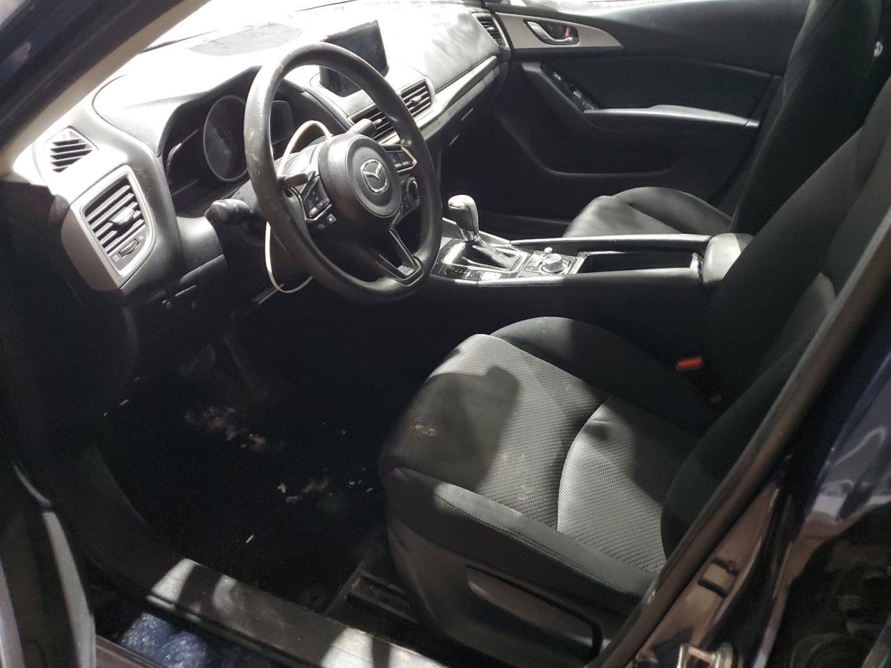 2018 Mazda 3 - Image 7