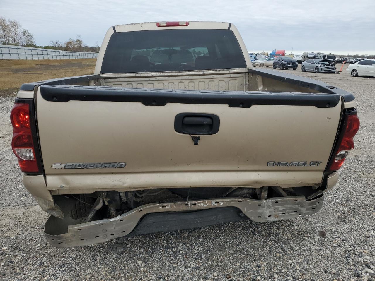 2005 Chevrolet Silverado - Image 6