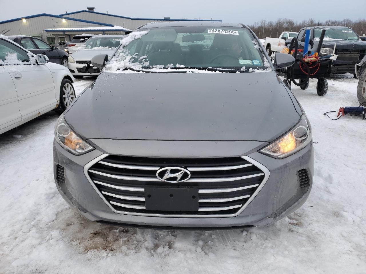 2018 Hyundai Elantra - Image 5