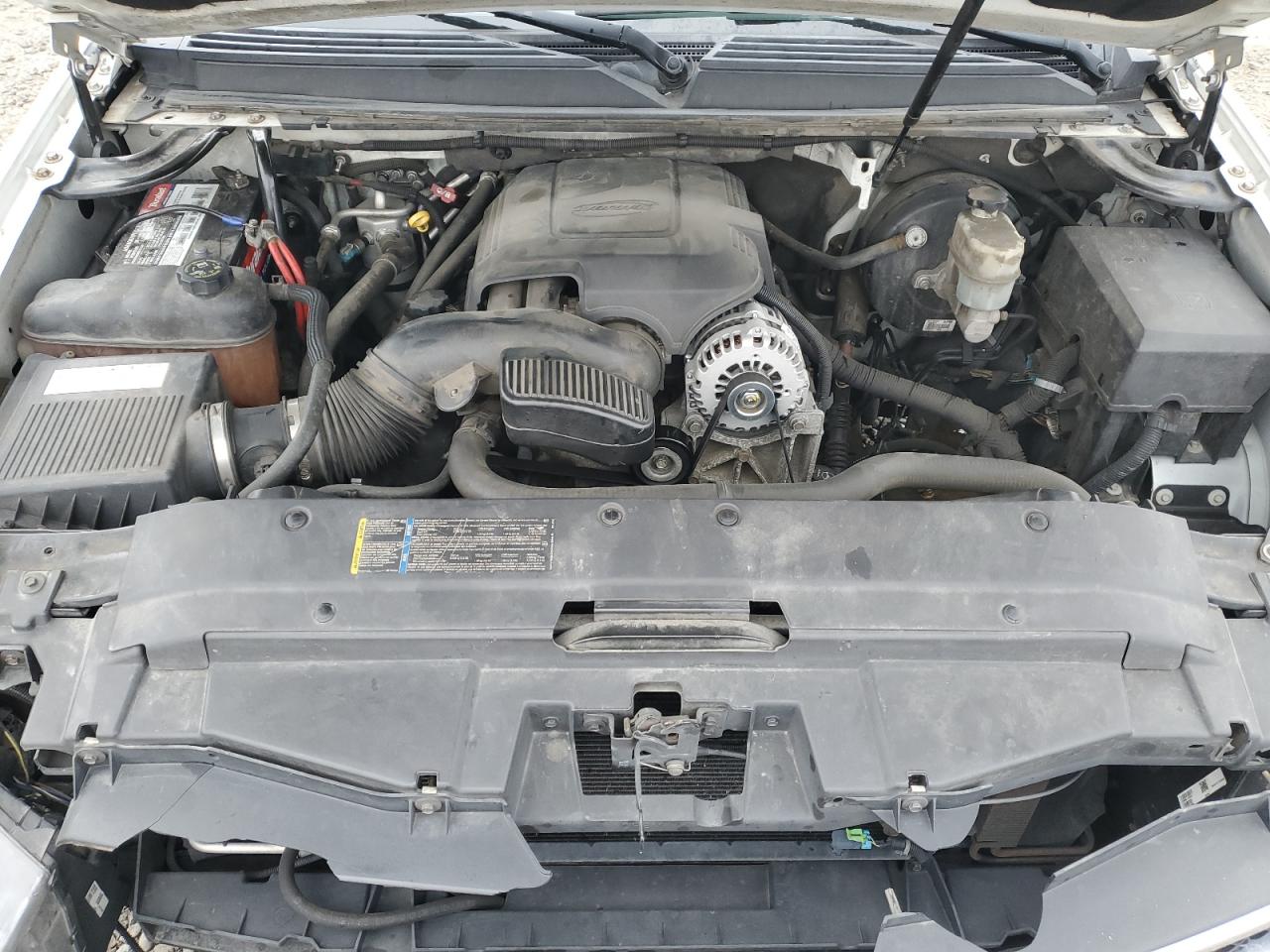 2007 Chevrolet Suburban - Image 12