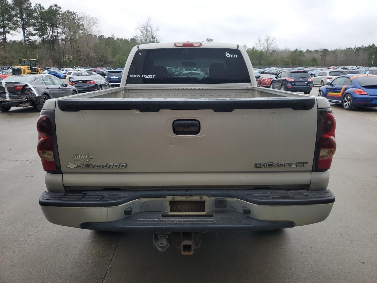 2004 Chevrolet Silverado - Image 6