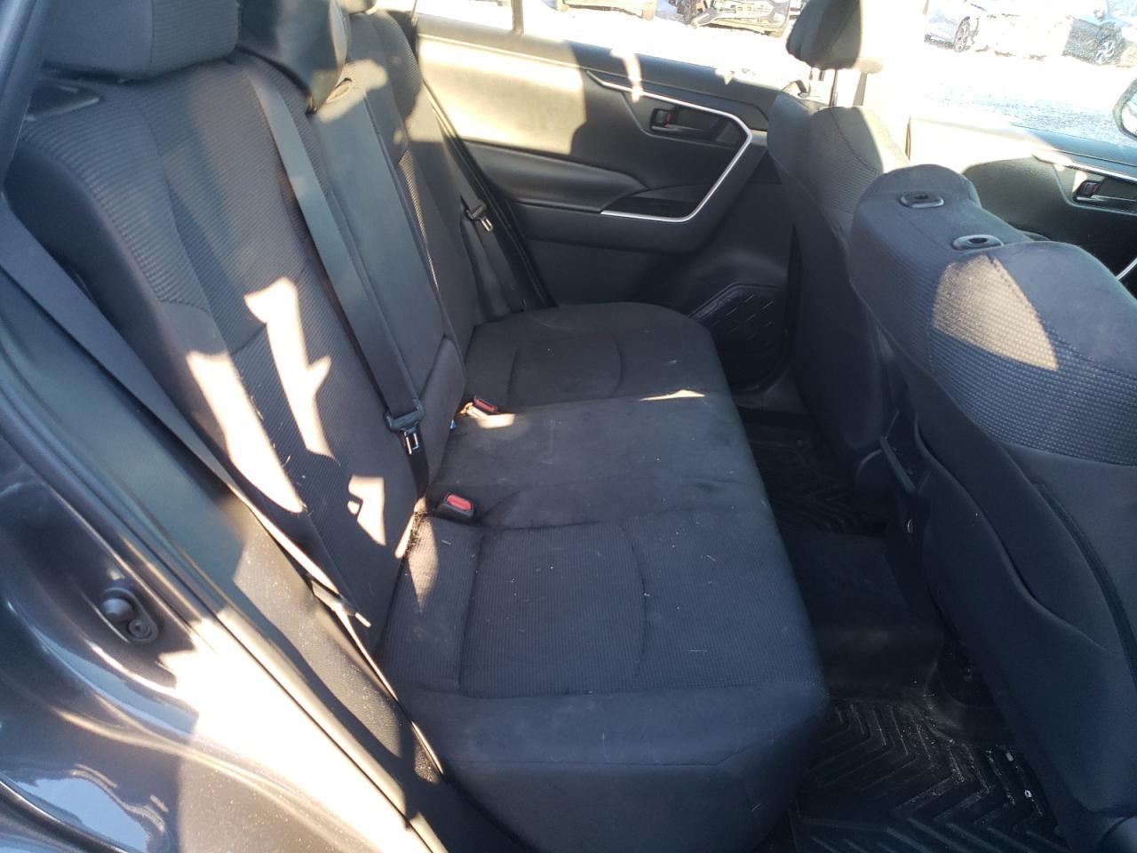 2019 Toyota RAV 4 - Image 10